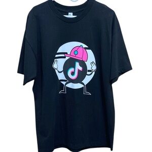 Black tic toc  Tee with Fun Graphic XL